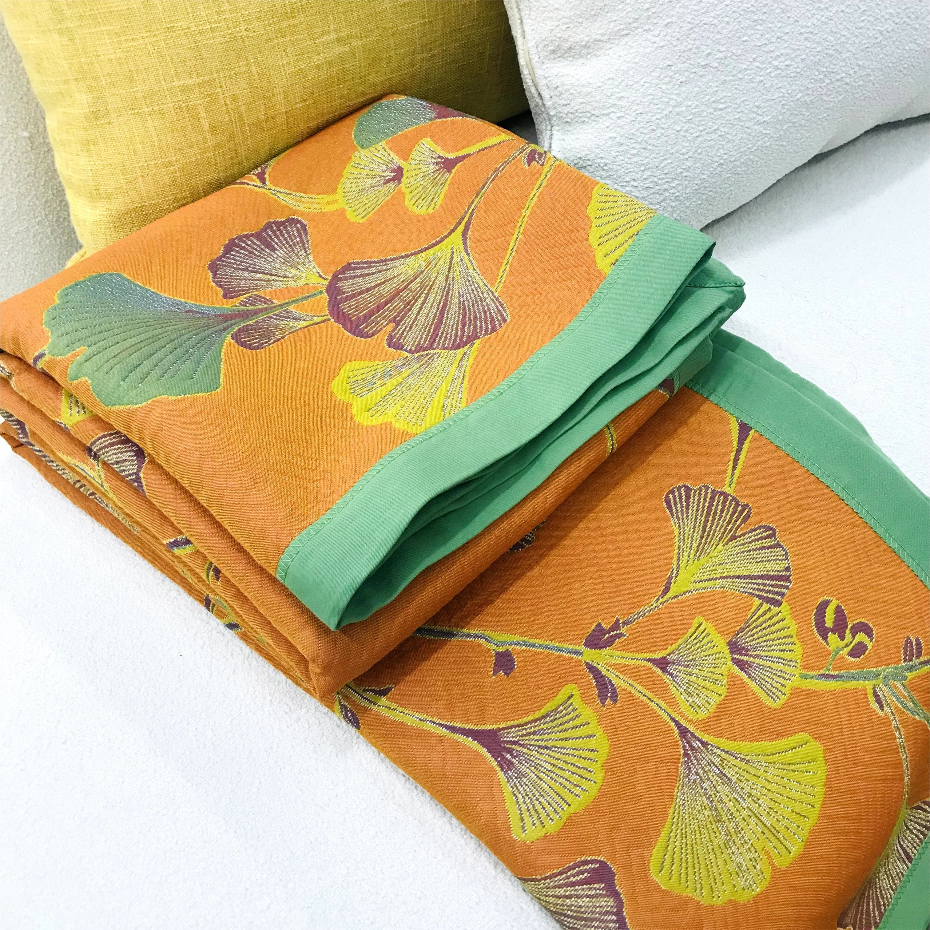 Reversible Jacquard Cotton Quilt Soft Cozy Ginkgo Pattern Two-Sided Design
