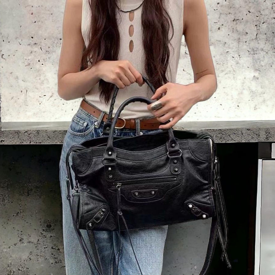 Casual Handbag with Zippers Spacious Interior Multiple Pockets Removable Strap Shoulder and Crossbody Bag