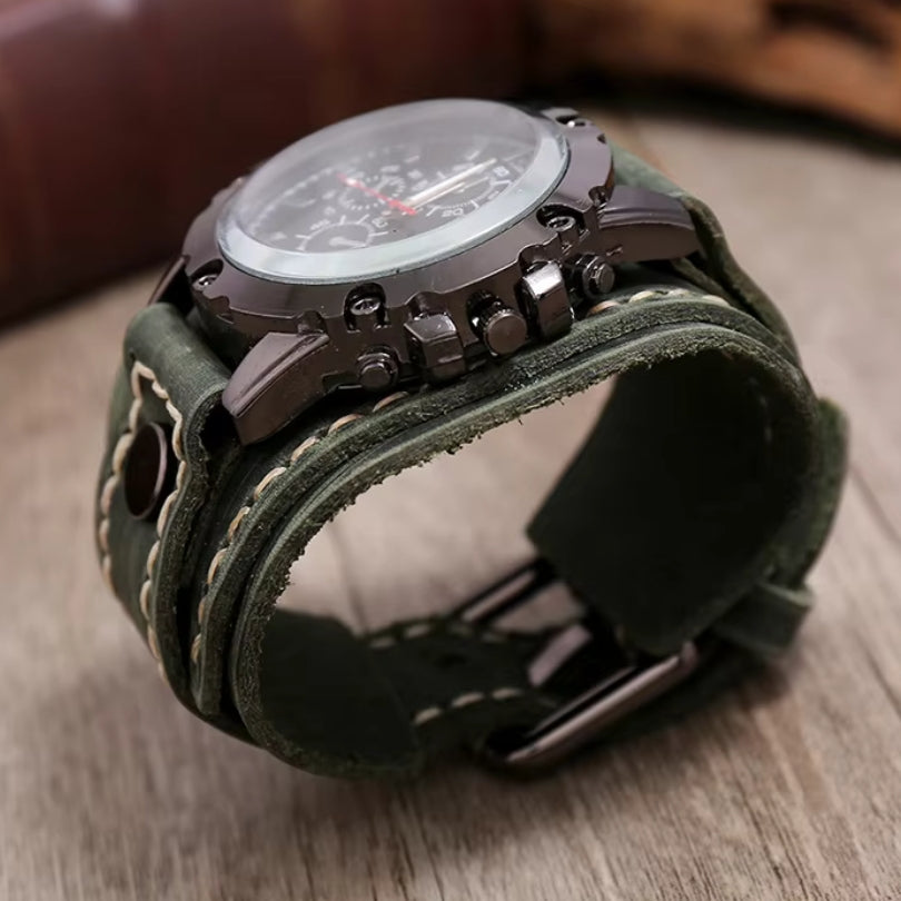 Classic Leather Strap Watch Stainless Steel Case Luminous Hands Water Resistant