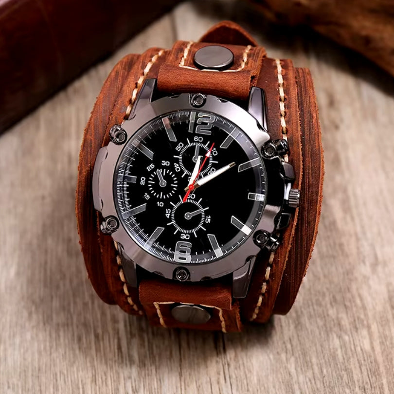 Classic Leather Strap Watch Stainless Steel Case Luminous Hands Water Resistant