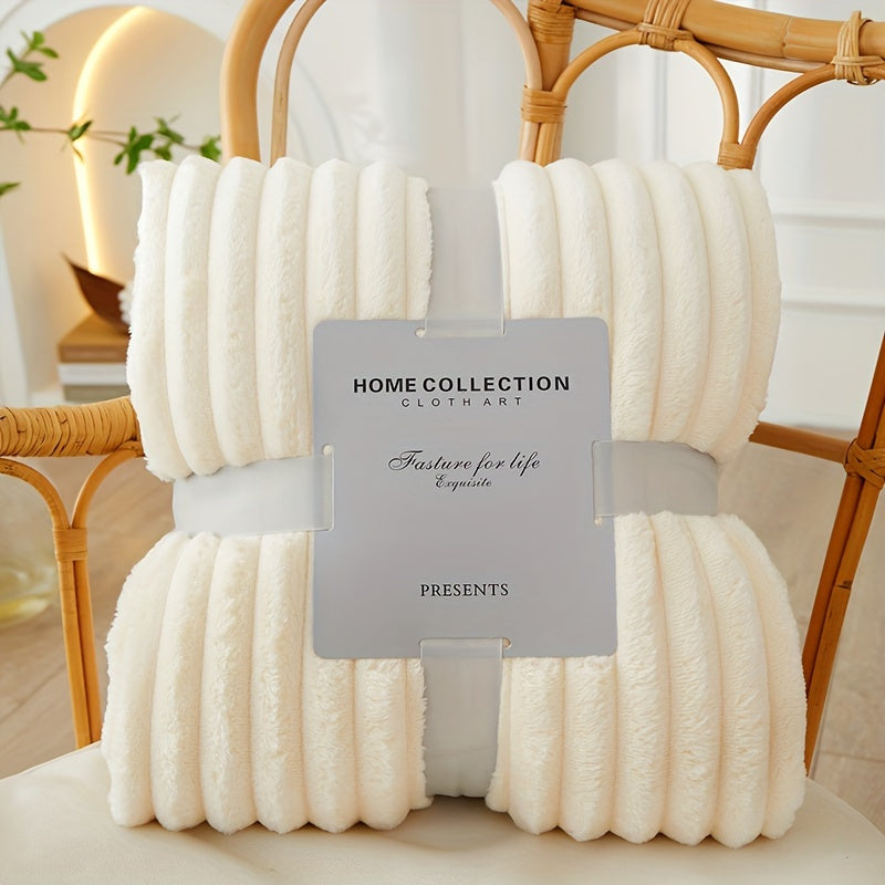 Ultra-Soft Flannel Blanket Polyester Cozy Warm Lightweight Throw for Sofa Bed