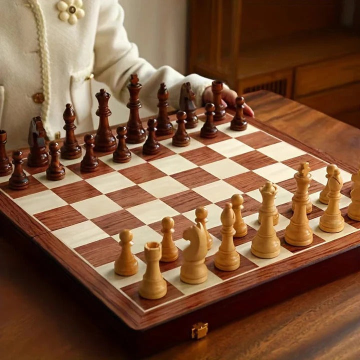 Davy Wood Chess Set Foldable Board with Magnetic Lock Hand-Carved Pieces 15x15 Inches