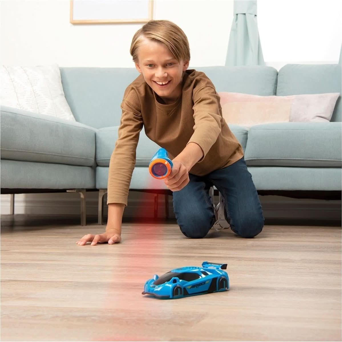 Laser-Controlled Wall Climbing RC Car for Kids with LED Headlights and 360° Stunts Rechargeable USB
