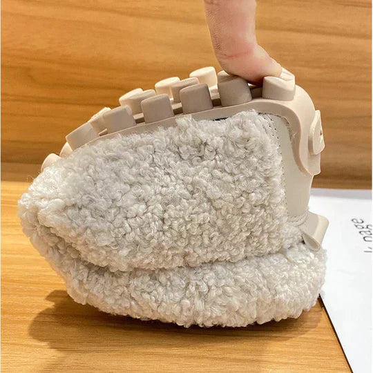 Women's Plush Loafer Slippers Soft Cozy Indoor Footwear with Durable Grip and Warmth