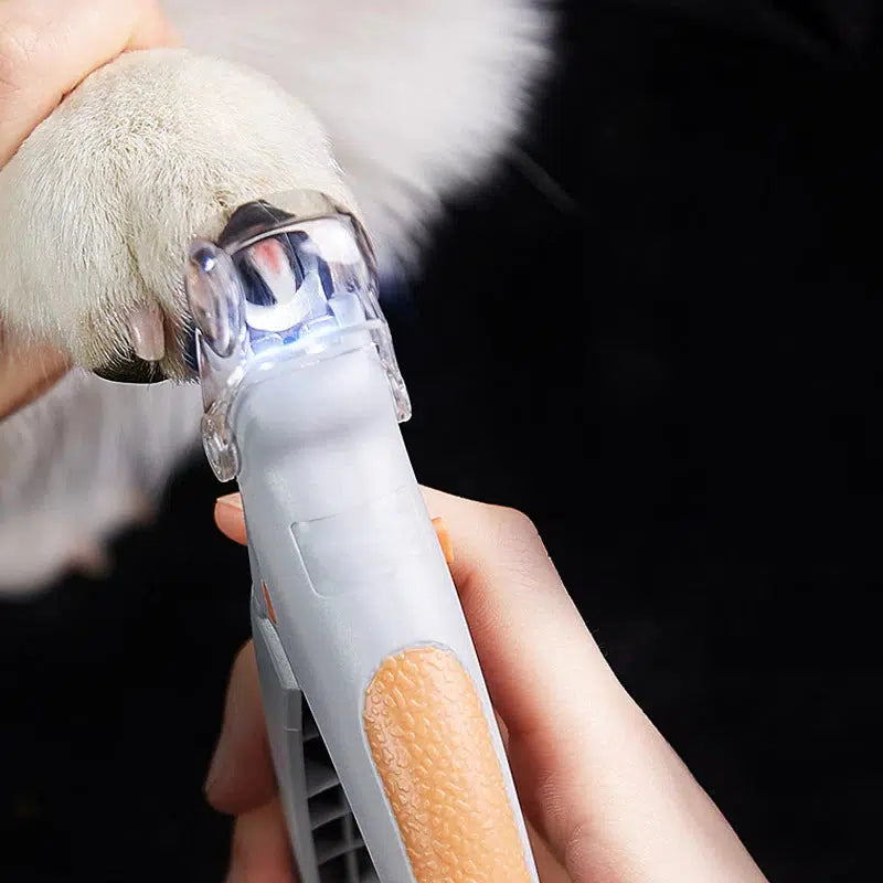 Dog Nail Clippers with Quick Sensor Technology Stainless Steel Ergonomic Grip Safe Painless Trimming Tool