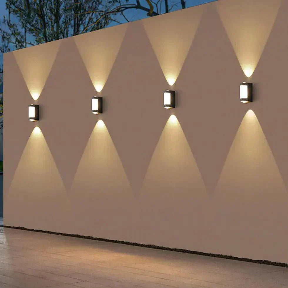 Outdoor Wall Light Metal LED Waterproof IP65 Weather-Resistant Warm White Hardwired Lamp