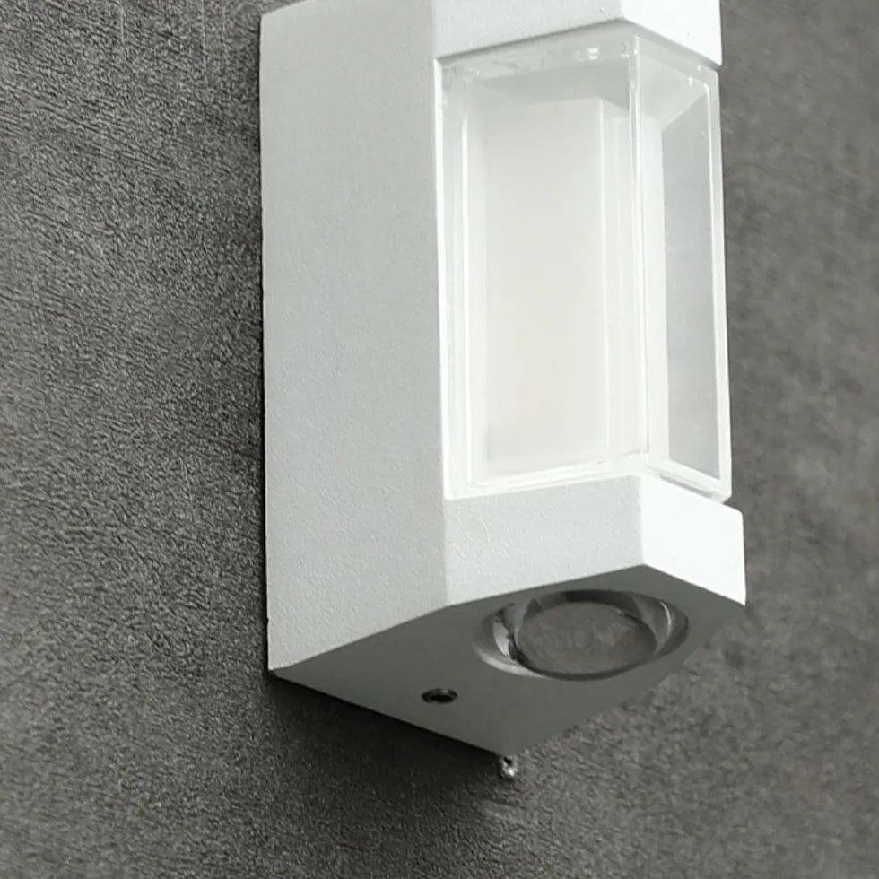 Outdoor Wall Light Metal LED Waterproof IP65 Weather-Resistant Warm White Hardwired Lamp