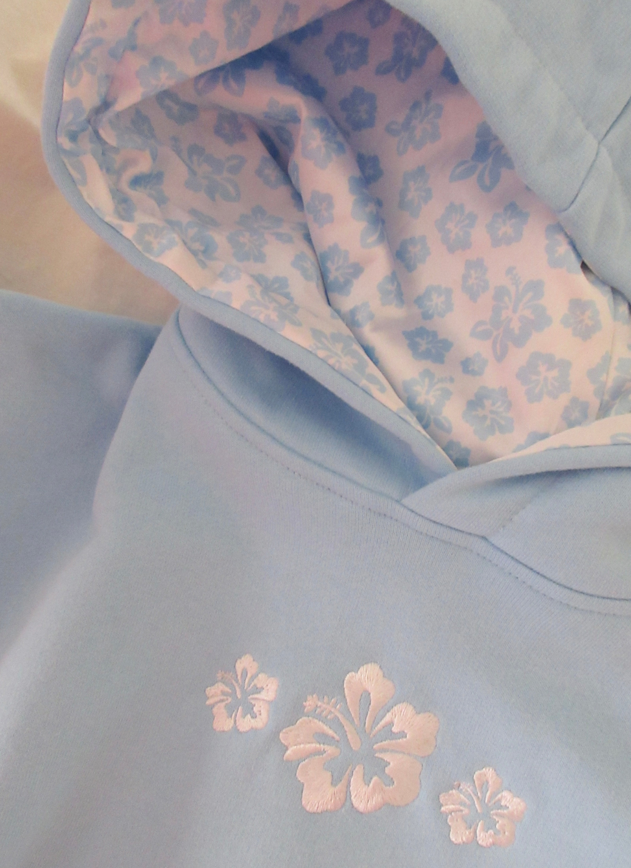 Floral Embroidered Fleece Hoodie Soft Cozy Warm Casual Pullover Sweatshirt