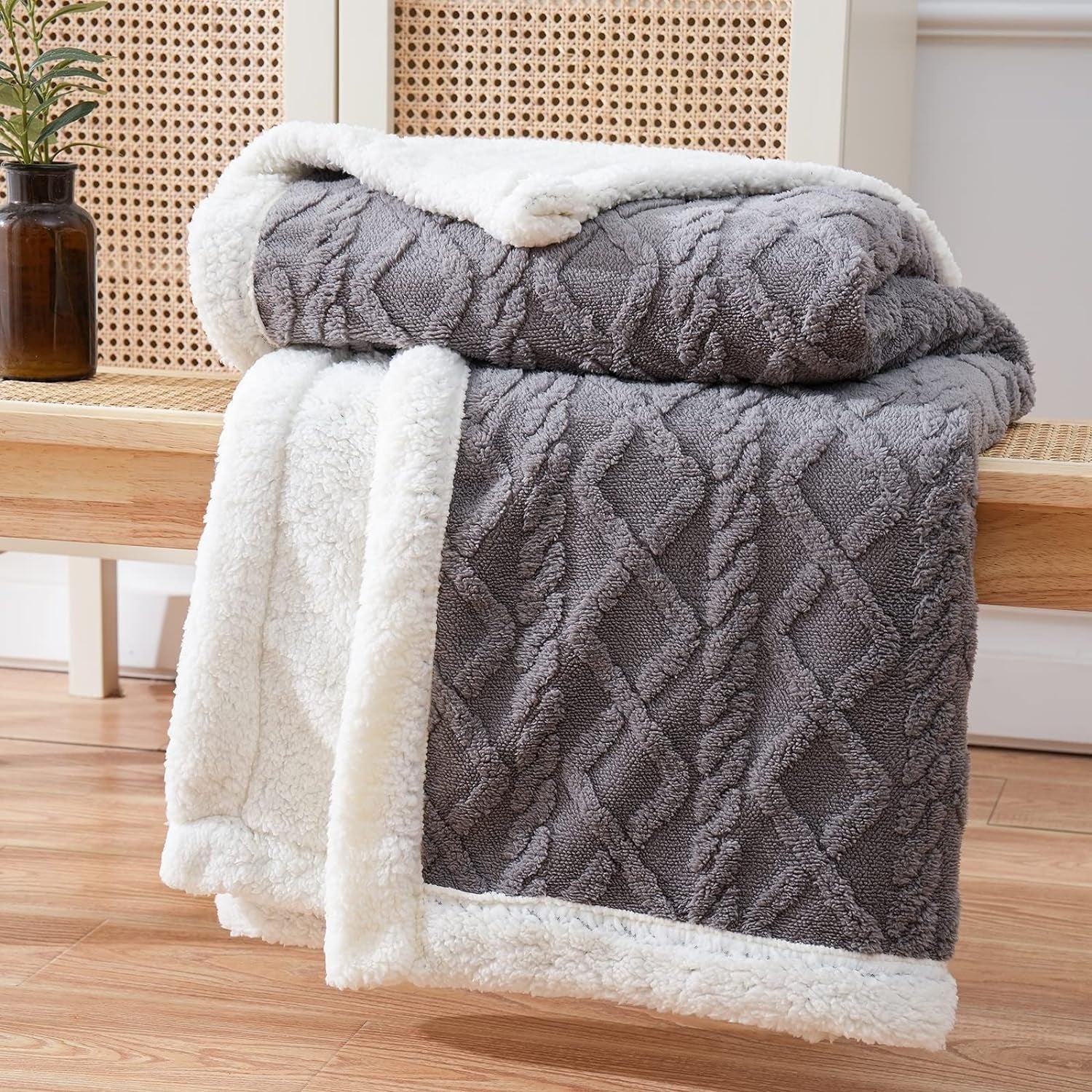 Reversible Sherpa Fleece Blanket 50x60 Soft Lightweight Cozy Machine Washable