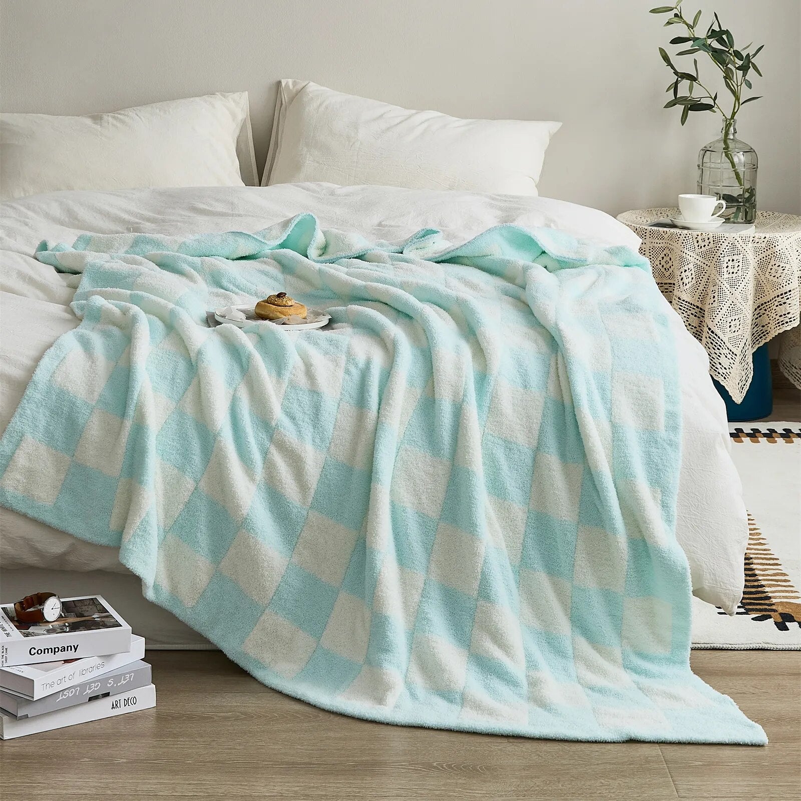 Plaid Blanket Soft Checkered Pattern Cozy Throw for Living Room Bedroom and Picnic Use