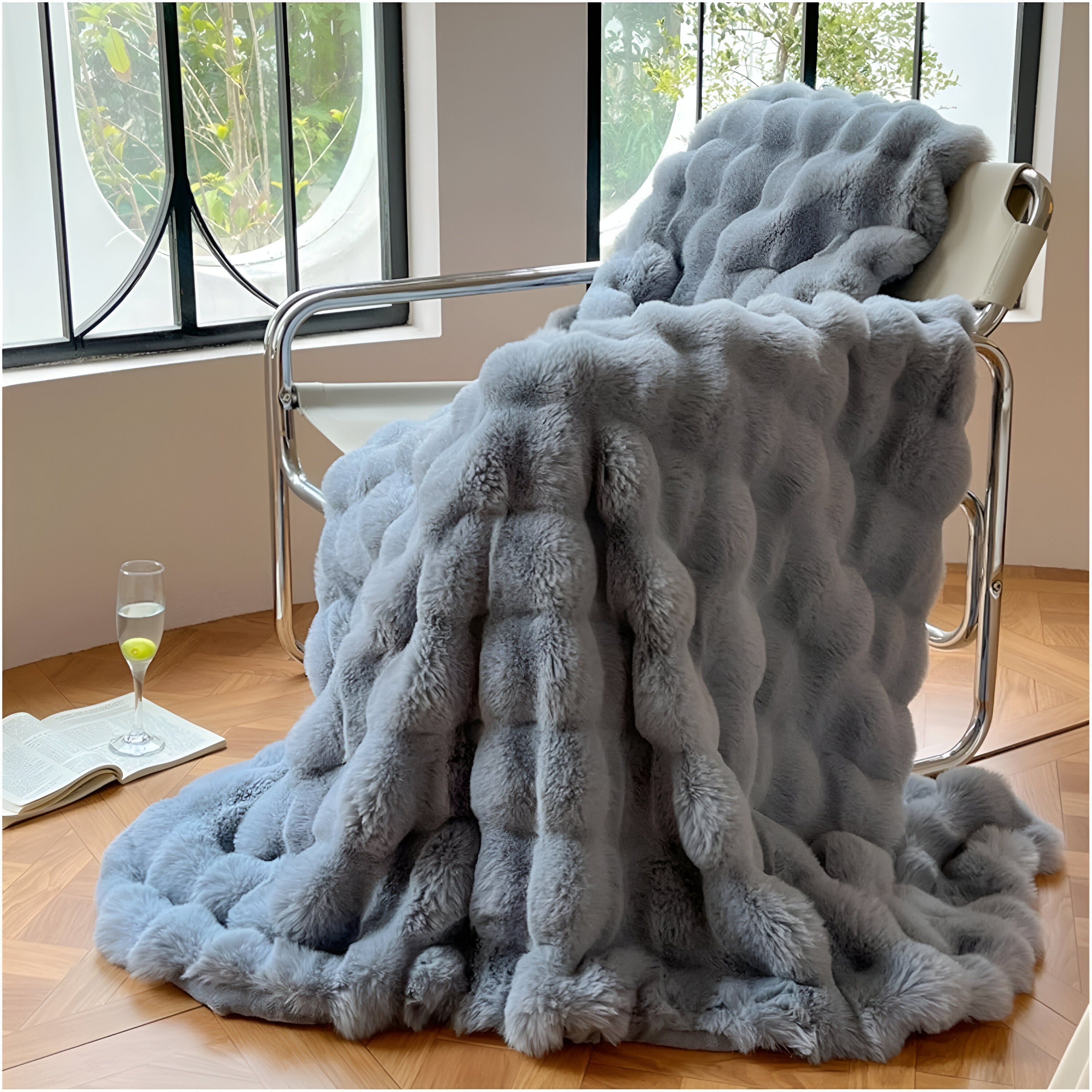 Soft Plush Throw Blanket Lightweight Travel Sofa Bedspread Cozy Comfort 100x160cm to 180x200cm