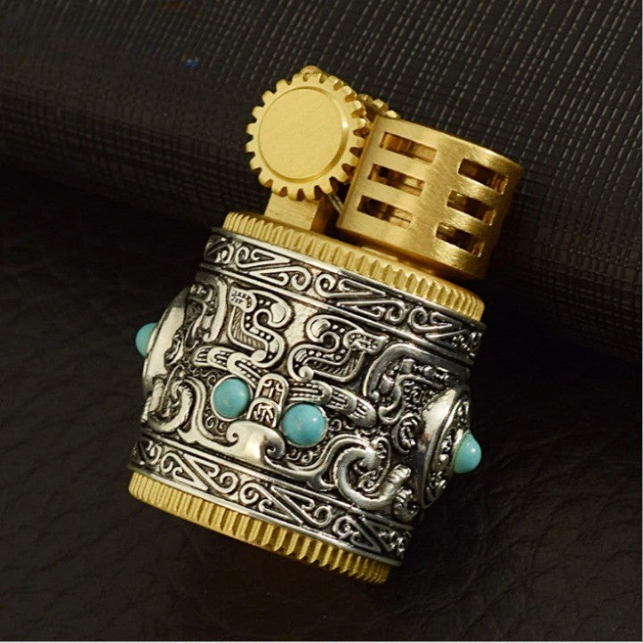 Retro Armor Mini Kerosene Lighter Metal Vintage Design Compact Pocket Flame