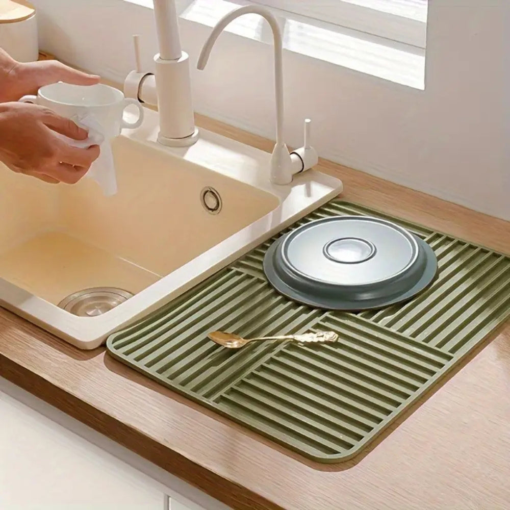 Ridged Foldable Silicone Drying Mat Heat-Resistant Non-Slip Kitchen Counter Protector 12x16 Inches