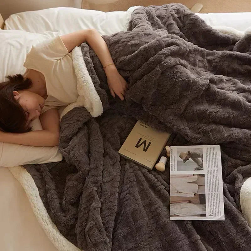 WarmWool Lambswool Blanket Reversible Plush Fleece Throw Ultra Soft Warm Winter Bedding