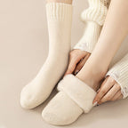 Winter Thermal Socks Acrylic Insulated Moisture-Wicking Fleece Lined 3 or 6 Pairs One Size