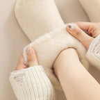 Winter Thermal Socks Acrylic Insulated Moisture-Wicking Fleece Lined 3 or 6 Pairs One Size