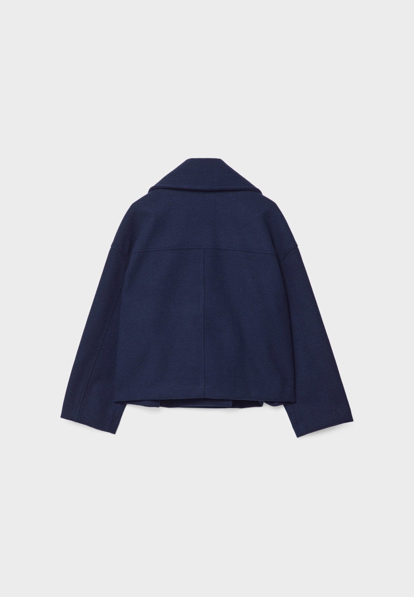 Cropped Double-Breasted Women's Jacket with Wide Lapel Collar and Side Pockets